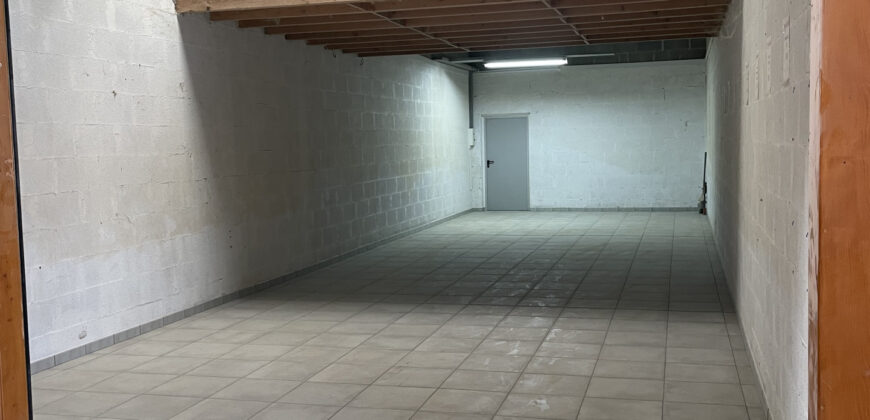 Réf : TL1559,Local commercial de 70 m2 à louer dans galerie marchande à Anneyron,26140