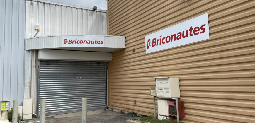 Réf : TL1559,Local commercial de 70 m2 à louer dans galerie marchande à Anneyron,26140