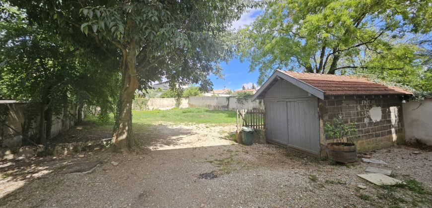 Réf : 1594,À VENDRE   Charmante Villa T4 de 122 m2 avec sous-sol complet et terrain arboré de 665 m2 !,26140