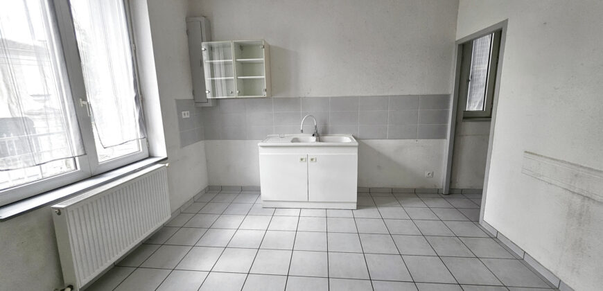 Réf : 1594,À VENDRE   Charmante Villa T4 de 122 m2 avec sous-sol complet et terrain arboré de 665 m2 !,26140