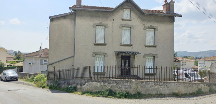 Réf : TV1597,Maison à rénover avec grand terrain à St Rambert d&rsquo;Albon,26140