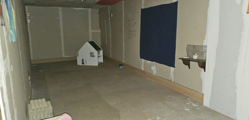 Réf : 1594,À VENDRE   Charmante Villa T4 de 122 m2 avec sous-sol complet et terrain arboré de 665 m2 !,26140