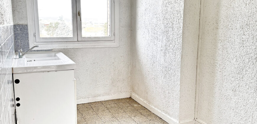 Réf : en cours,Appartement T3 55m2 avec balcon – Centre Roussillon,38150