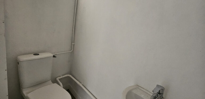 Réf : 654,Local commercial à louer dans centre d&rsquo;Anneyron,26140