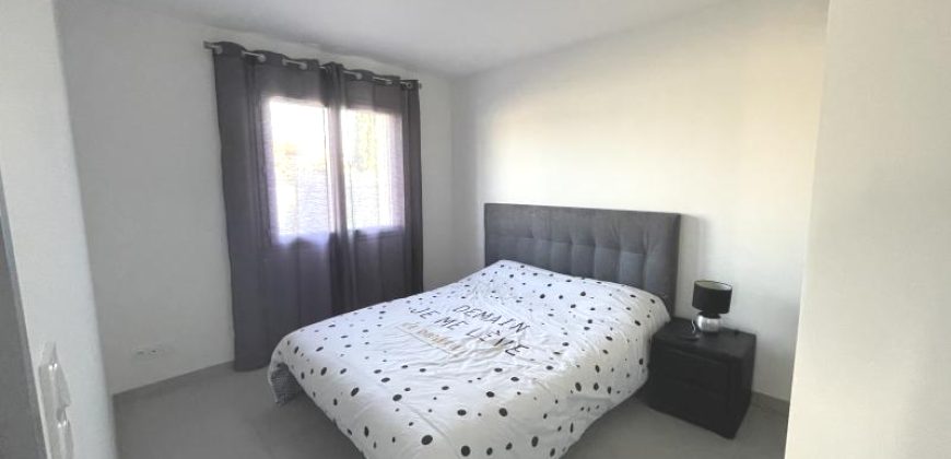 Réf : G508-2,Villa plain pied T4,26140