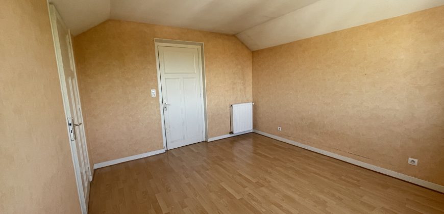 Réf : TV1620,Maison – 109m2 – 5 pièces,26140