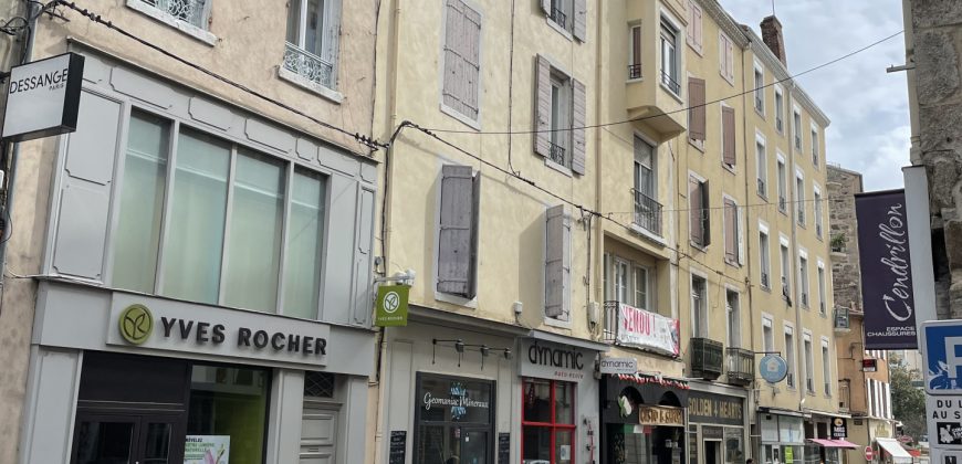 Réf : 549-A2-1G,Studio avec balcon,07100