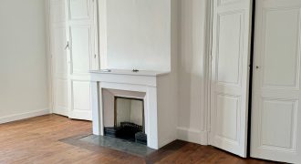 Réf : G549-A7,Appartement T2 rénové 54.9m2,07100
