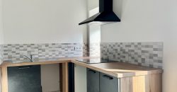 Réf : G549-A7,Appartement T2 rénové 54.9m2,07100