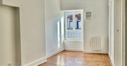 Réf : G549-A7,Appartement T2 rénové 54.9m2,07100