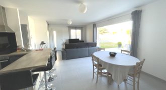 Réf : G508-2,Villa plain pied T4,26140