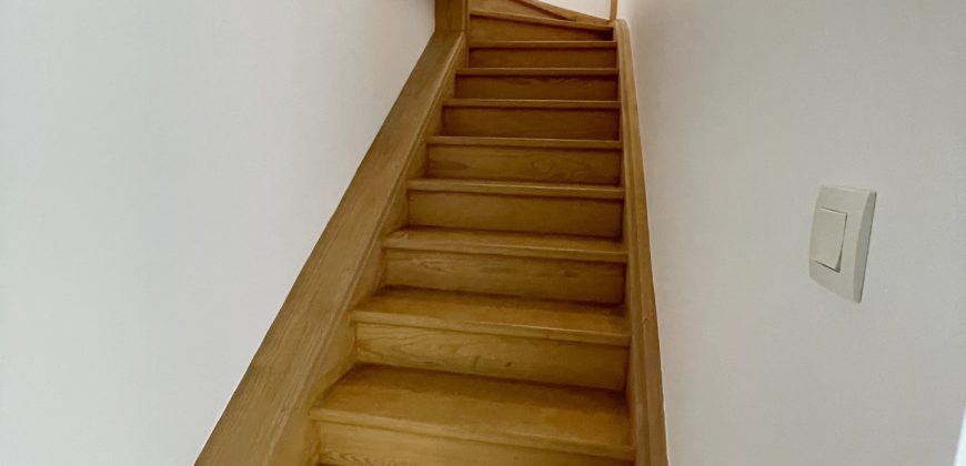 Réf : G227-1,T2 DUPLEX CENTRE ST RAMBERT,26140