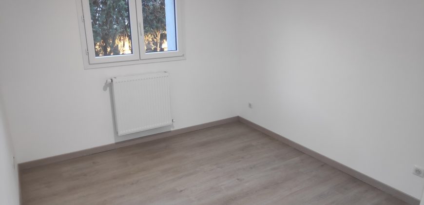 Réf : G671,Appartement en rez de chaussée à Salaise s/ Sanne,38150