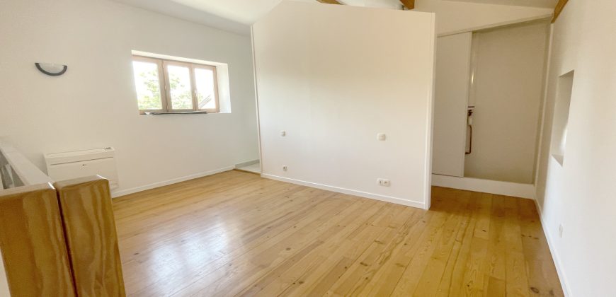 Réf : G227-1,T2 DUPLEX CENTRE ST RAMBERT,26140