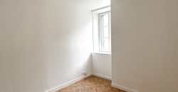Réf : G553-A04,Appartement T3 avec balcon,07100