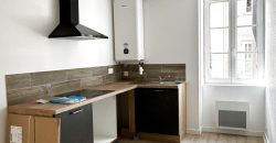 Réf : G553-A04,Appartement T3 avec balcon,07100