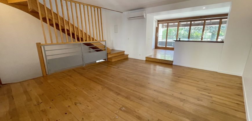 Réf : G227-1,T2 DUPLEX CENTRE ST RAMBERT,26140
