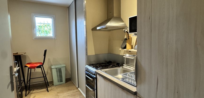 Réf : G670,Appartement T3 meublé de  51.9m2,07340
