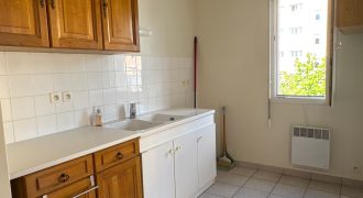 Réf : G665,Appartement T2,38550