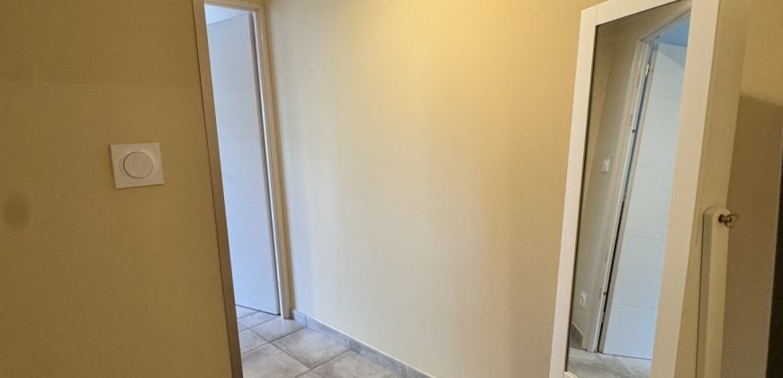Réf : G670,Appartement T3 meublé de  51.9m2,07340