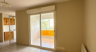 Réf : G665,Appartement T2,38550