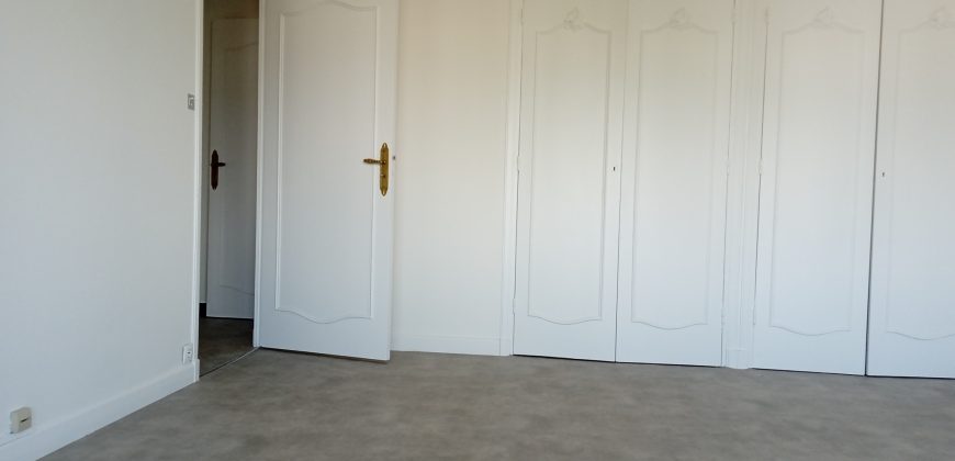 Réf : TV1606,Appartement T2 -55M2 avec balcon,38150