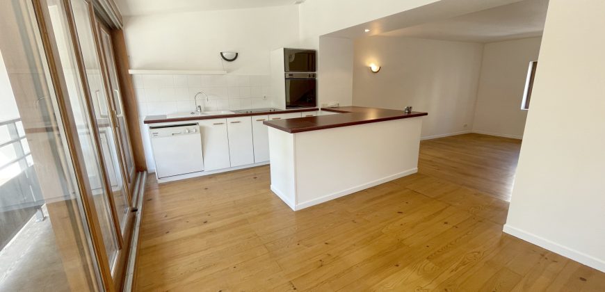 Réf : G227-1,T2 DUPLEX CENTRE ST RAMBERT,26140
