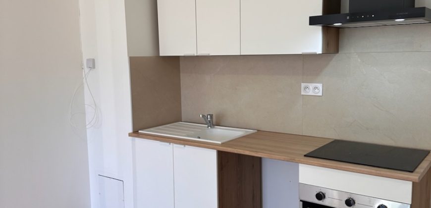 Réf : GES75,Appartement T2,38150