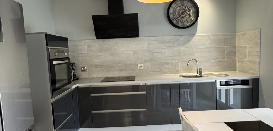 Réf : TV1625,Maison T5 Plain pied,26140