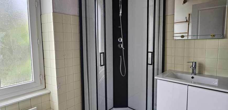 Réf : G285-2,Appartement T3 à louer sur Epinouze,26210