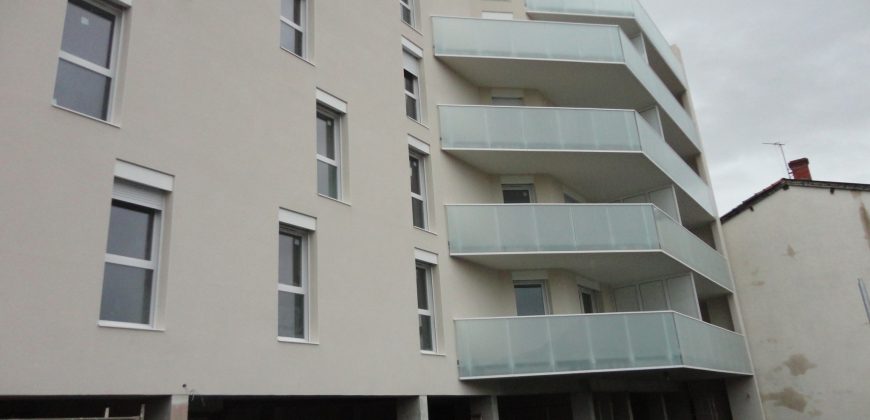 Réf : G513-102,Appartement T3,26140