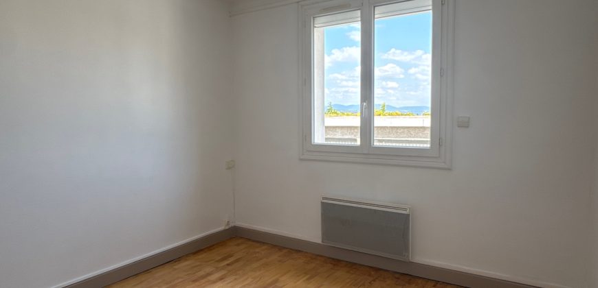 Réf : G557,St Rambert centre – T3 rdc,26140