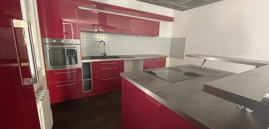 Réf : G674,T4 avec jardin,26140