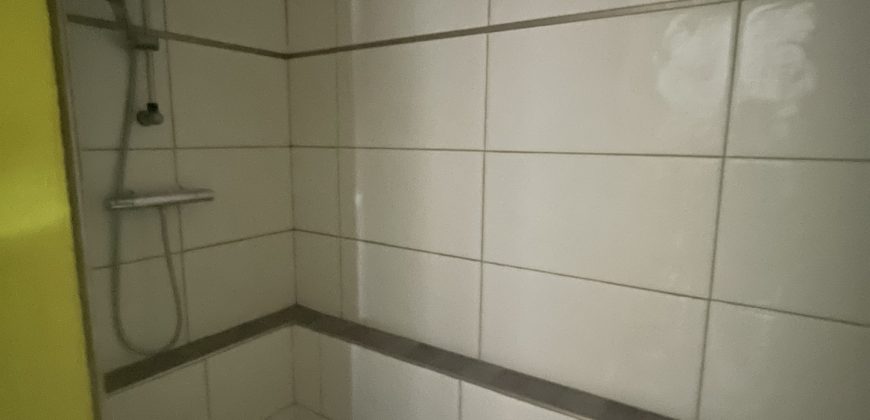 Réf : G674,T4 avec jardin,26140