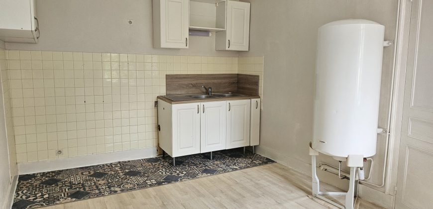 Réf : G285-2,Appartement T3 à louer sur Epinouze,26210