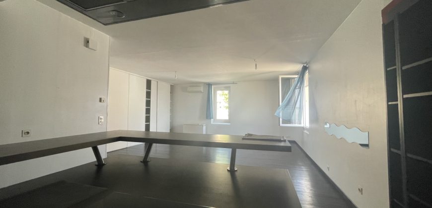 Réf : G674,T4 avec jardin,26140