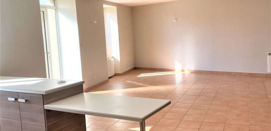 Réf : G463, ANNEYRON T3 RDC – GARAGE,26140