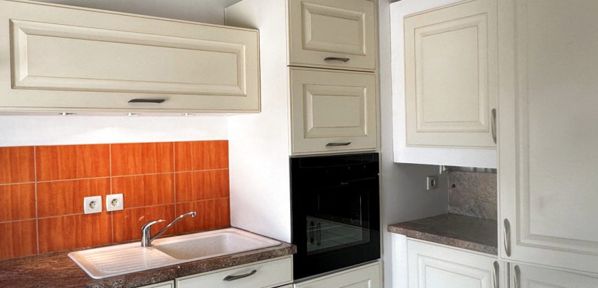 Réf : G361, Appartement T3 avec terrasse et garage,26140