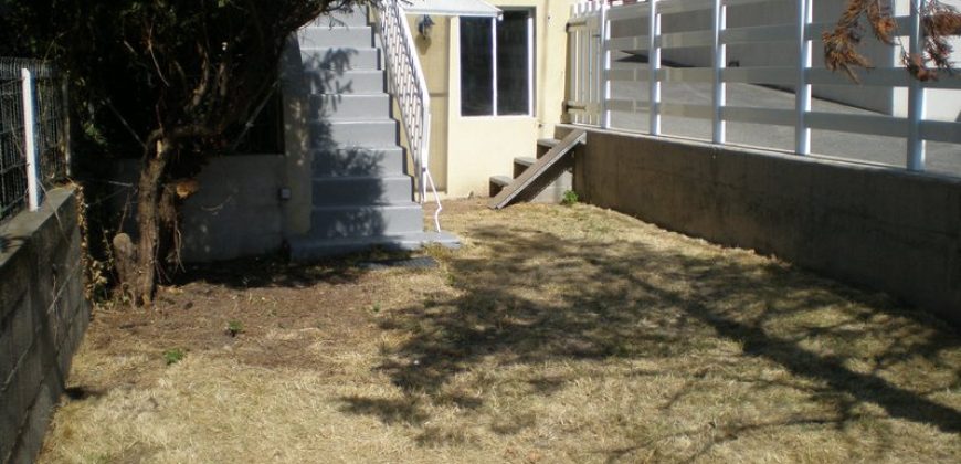Réf : G442,Maison de village T3 avec Jardin,26210