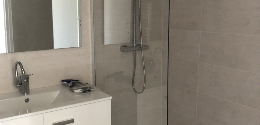 Réf : G468-2G,Appartement – 2 pièces – 43 m2,26140