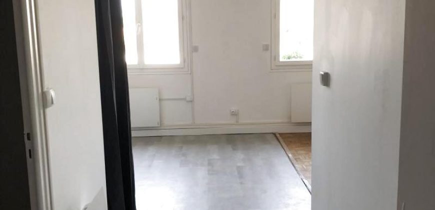 Réf : G468-2G,Appartement – 2 pièces – 43 m2,26140