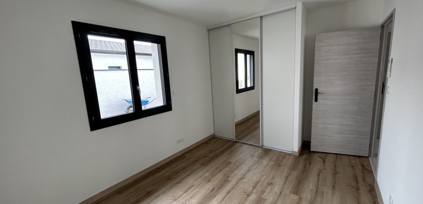 Réf : G570-C,Villa T3 de plain pied,26140