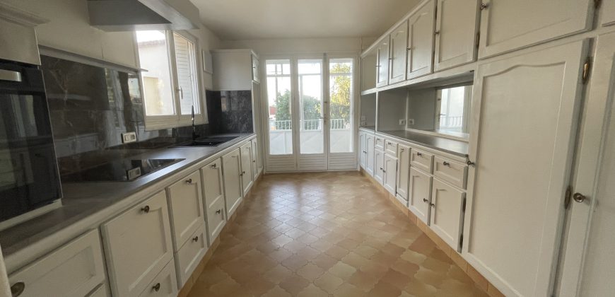 Réf : G442,Maison de village T3 avec Jardin,26210
