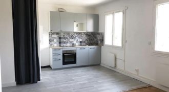 Réf : G468-2G,Appartement – 2 pièces – 43 m2,26140