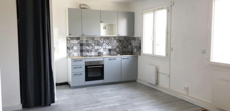 Réf : G468-2G,Appartement – 2 pièces – 43 m2,26140