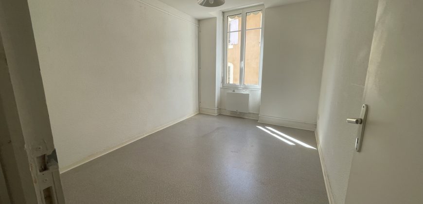 Réf : G561-4,T3 SAINT UZE,26240