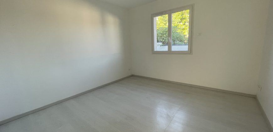 Réf : 678,BEAUSEMBLANT – Villa T4,26240