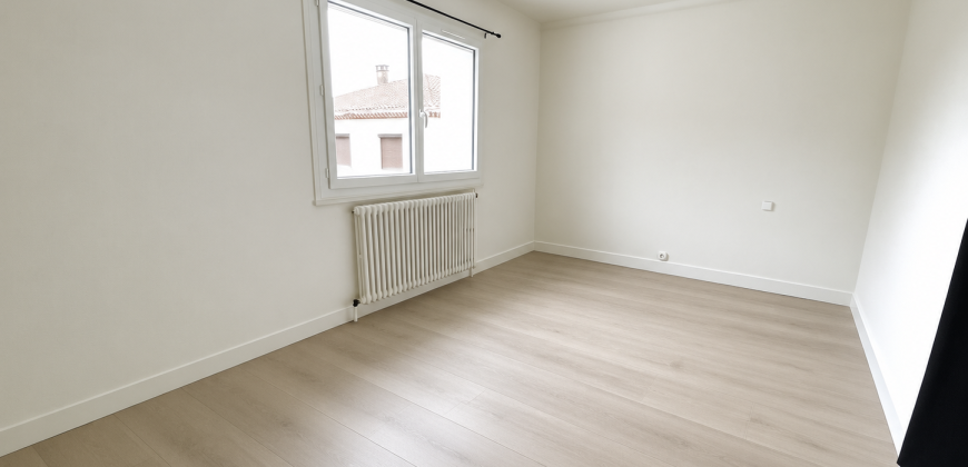 Réf : 608,Maison T3,38150