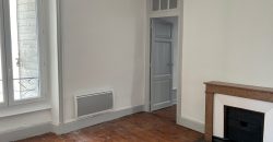 Réf : G549-A5,Appartement T4 rénové,07100