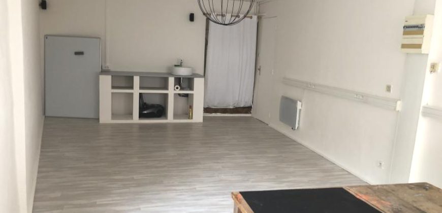 Réf : G262,Local commercial,26140